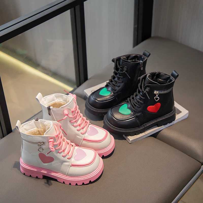 Boots Girls Fashion Boots Kids Rubber Boots Cool Autumn and Winter Cotton Soft Sole with Love Side Zip Children Princess Boots PU H241018