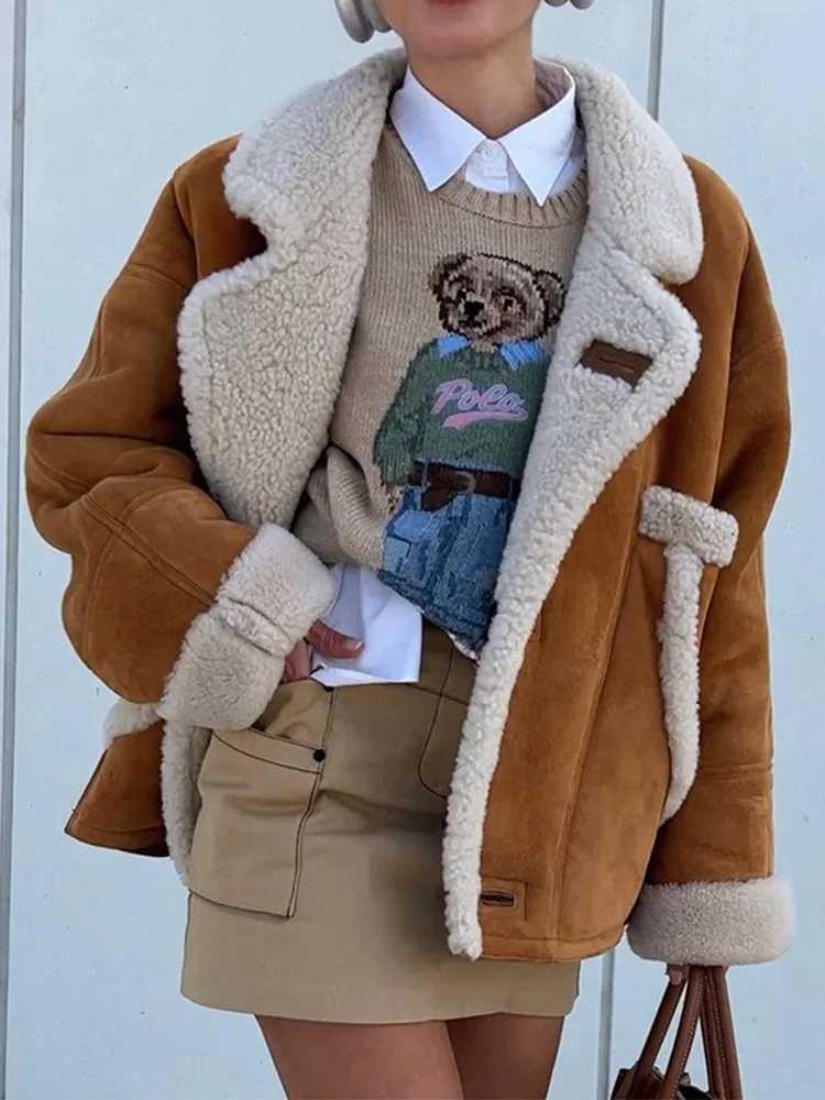 Casual Contrast Lambwool Suede Jackets With Pockets Women Fashion Oversized Lapel Buttons Coats 2024 New Lady Commute StreetwearX241018
