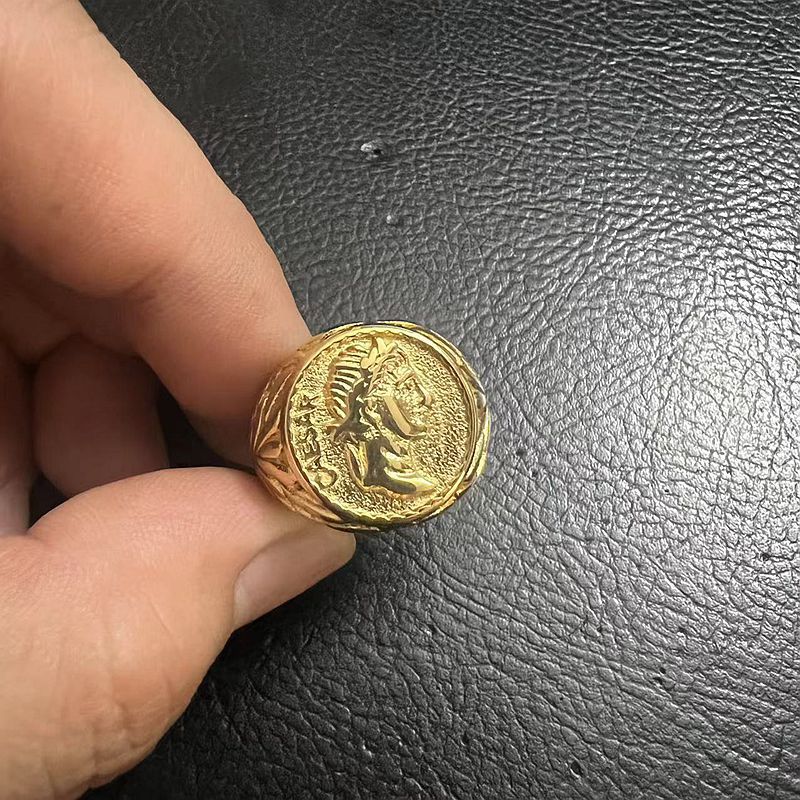 Hip Hop Classic Julius Caesar Casting Ring Titanium Steel 18k Gold Plated Jewelry