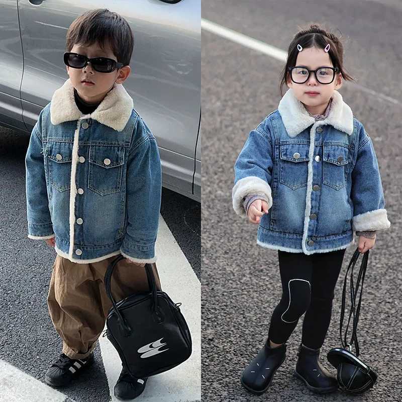 Womens mens jacket autumn and winter with cashmere thick jeans jacket childrens clothing warm and fashionable baby denim jacket 2-10Y M241018