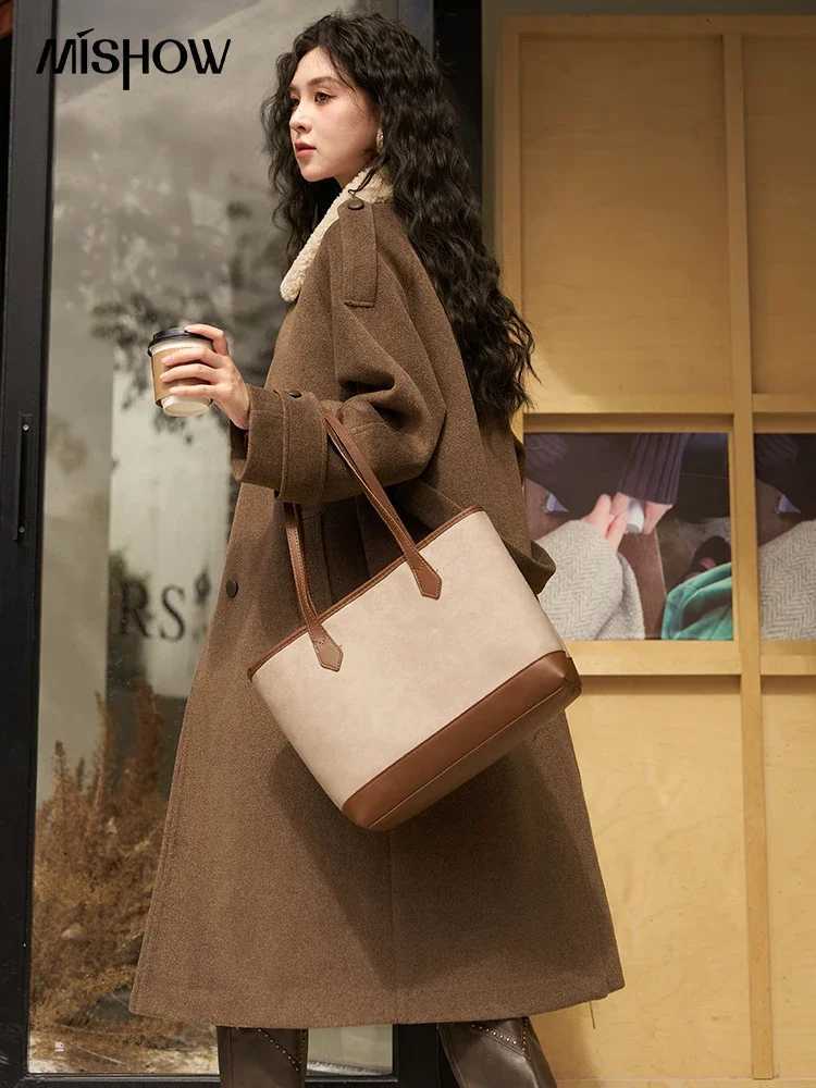 MISHOW Winter Thick Woolen Long Coat for Women 2023 Loose Warm Female Overcoats Lamb Fur Collar Coats Woman Clothing MXC55W0142X241018