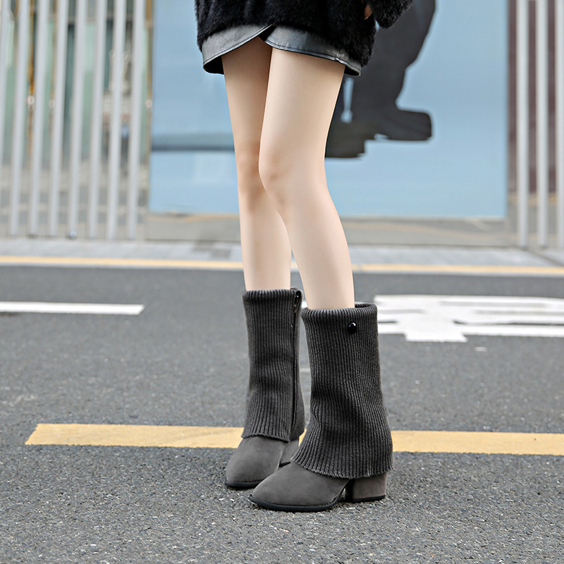 Sharp pointed, thick heeled Martin boots for women, 2024 autumn and winter new item, solid color, high heels, knitted, internet red, slim boots, midso