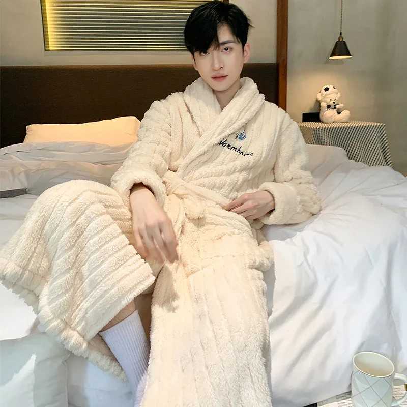 Autumn Winter New Long Nightgown for Men Coral Velvet Bathrobe Long Sleeve Pajamas for Men Thickened Flannel Bath Robe HomewearXJ241018