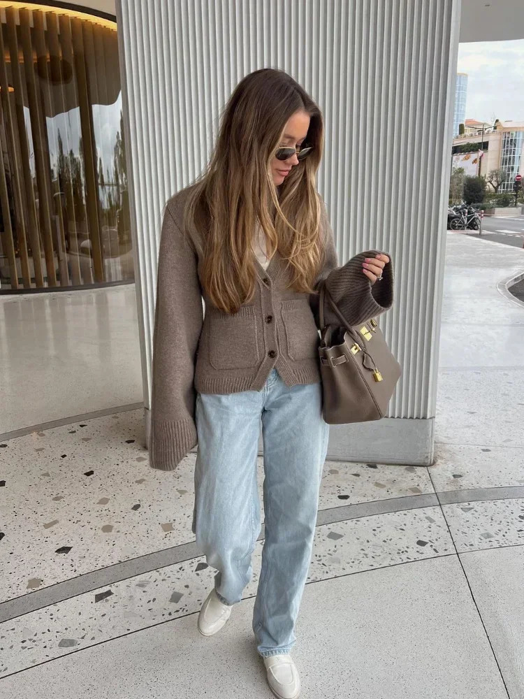 Elegant Marron V-neck knitted cardigan with pockets casual single chest long sleeved knitted womens autumn commuting sweater 241018