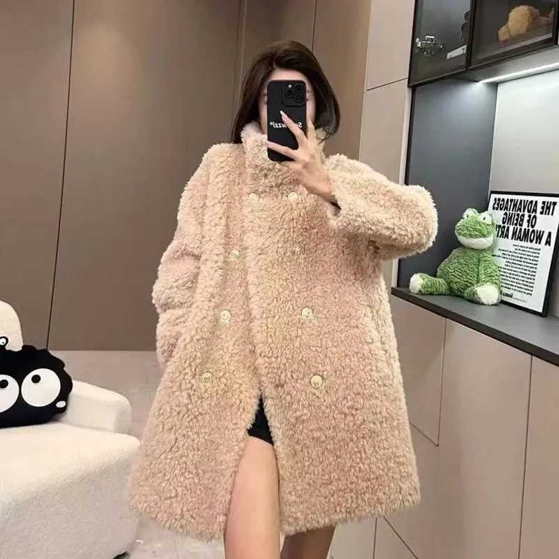 Black Lamb Wool Coat 2024 Autumn/Winter New Popular Maillard Small Fragrance Style High Grade Fashion Mid length Top WLFX241018