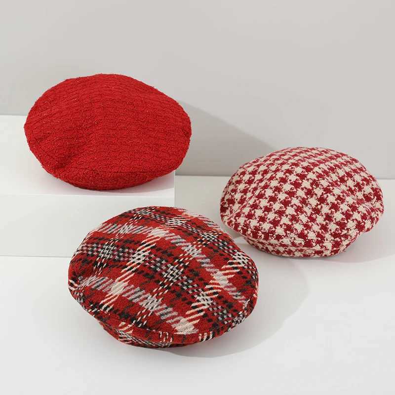 Autumn Winter Baby Hat Christmas Wool Children Beret Hats for Girls Adjustable Fashion Plaid Kids Cap New Year Gift 1-3Y LX241018