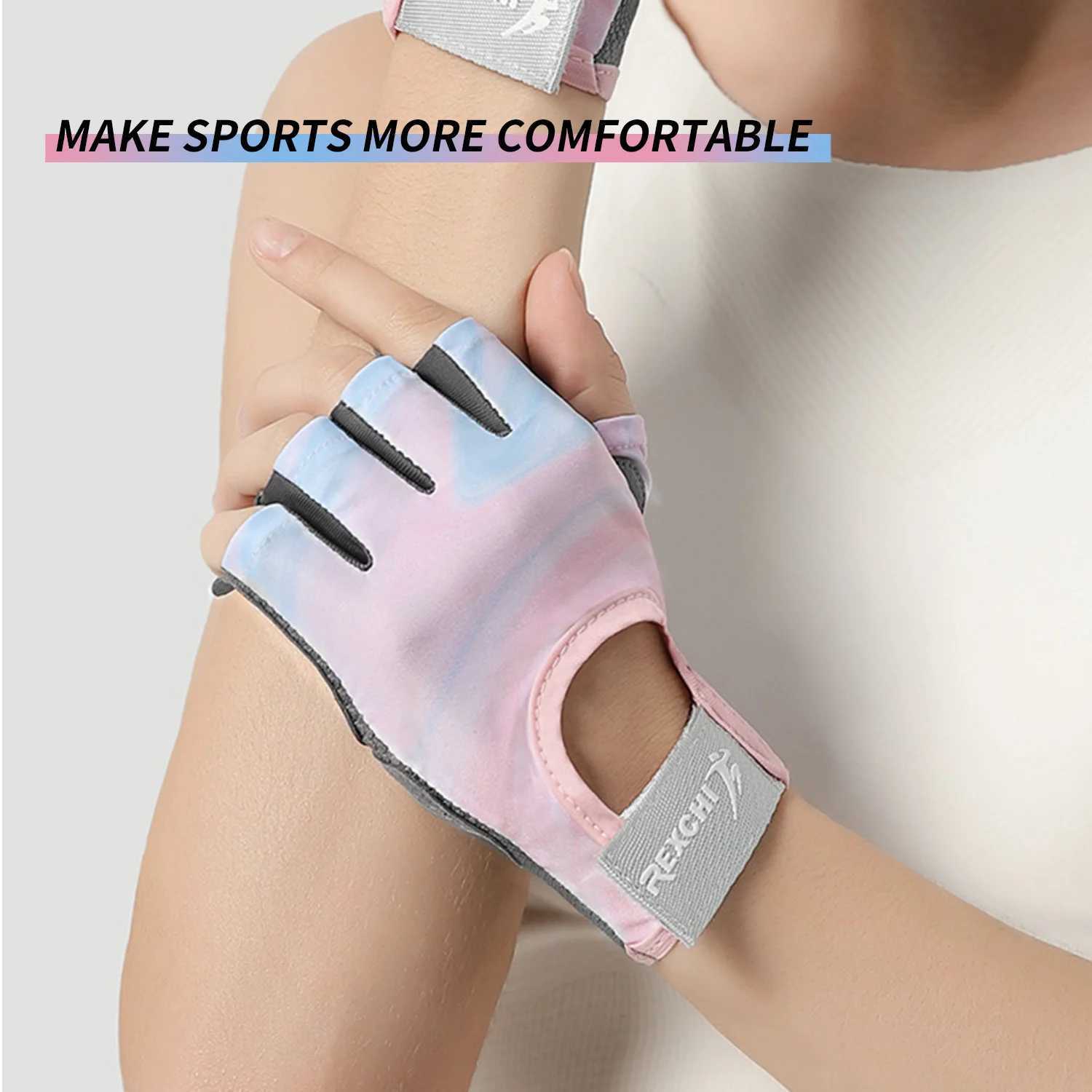 Womens yoga gym sports gloves anti slip and shock-absorbing half finger gloves wear-resistant and breathable bicycleW241018