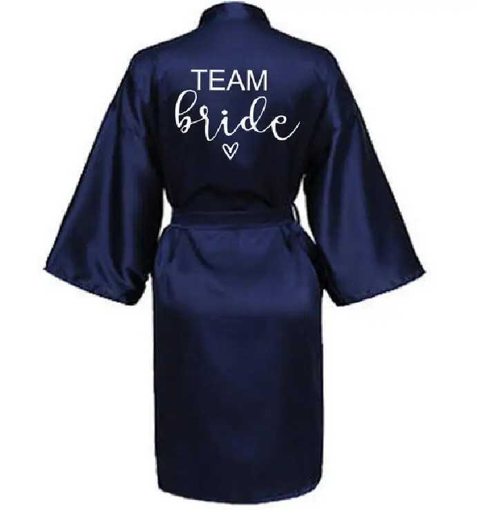 Wedding Party Team Bride Robe With Black Letters Kimono Satin Pajamas Bridesmaid Bathrobe SP063XJ241018