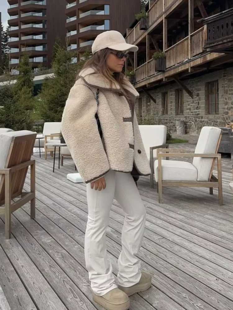 Lamb Wool Spliced Leather Buttons Womens Jacket Elegant Lapel Long Sleeve Warm Coats Winter Lady Chic Street Commute OuterwearX241018