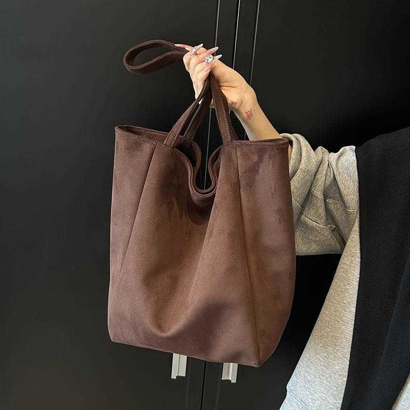 CMM Leisure Commuting Suede Large Capacity Bag for Women New Autumn and Winter Shoulder Bag Soft Tote Bag