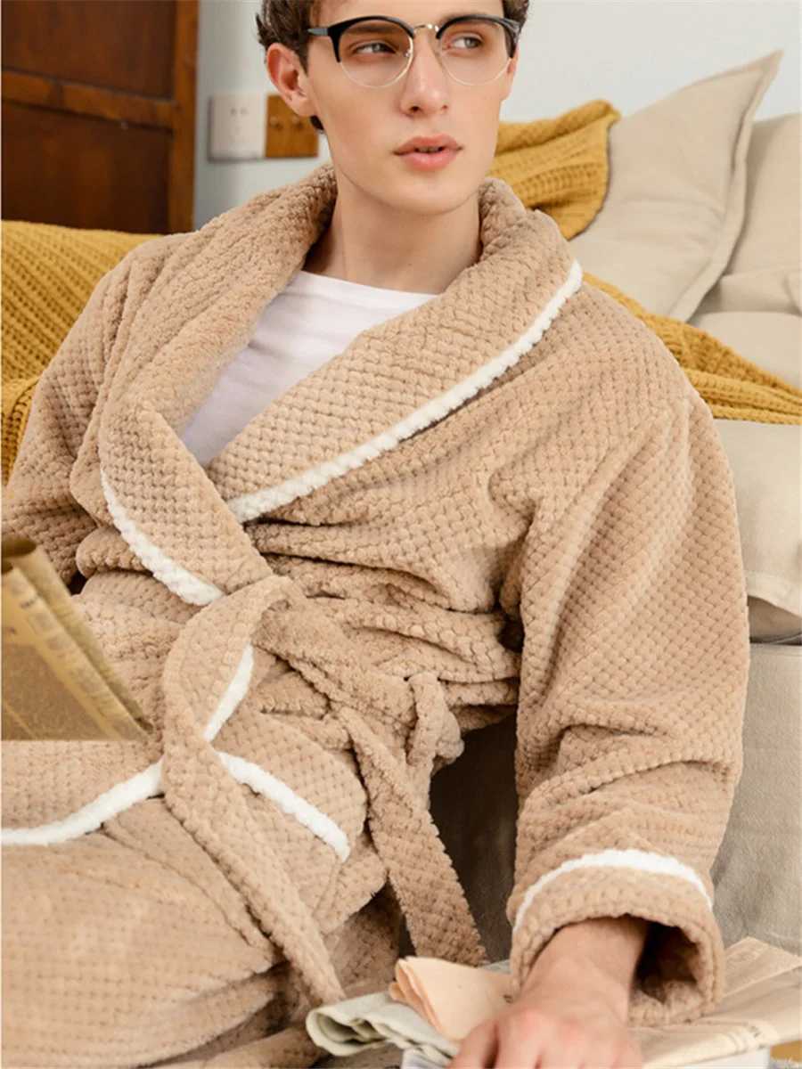 Warm Autumn Winter Flannel Men Bathrobe Thick Long Night Sleepwear Velvet Kimono Robe Mens Clothing Homewear Dressing GownXJ241018
