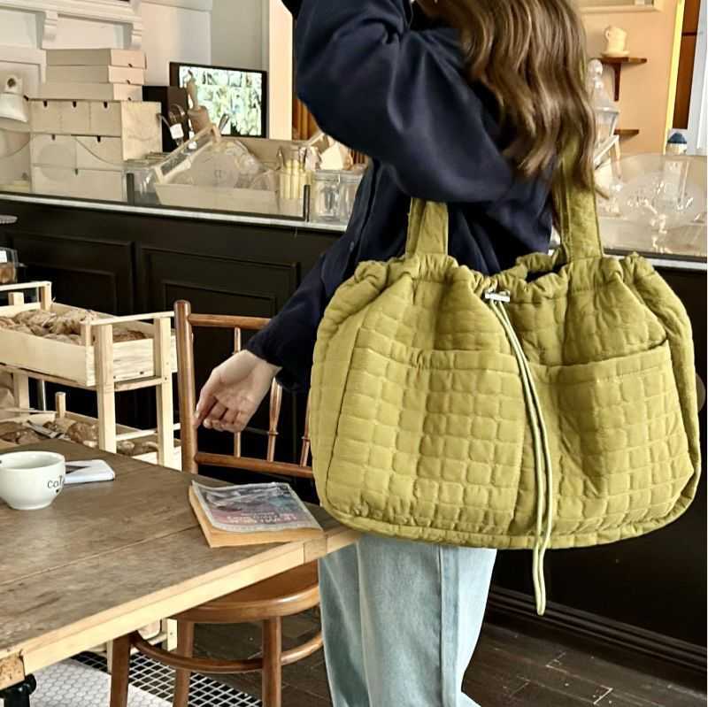diamond grid hand-held cotton clothing bag, large capacity leisure water bucket tote bag, shoulder bag, shopping women's bag 241015