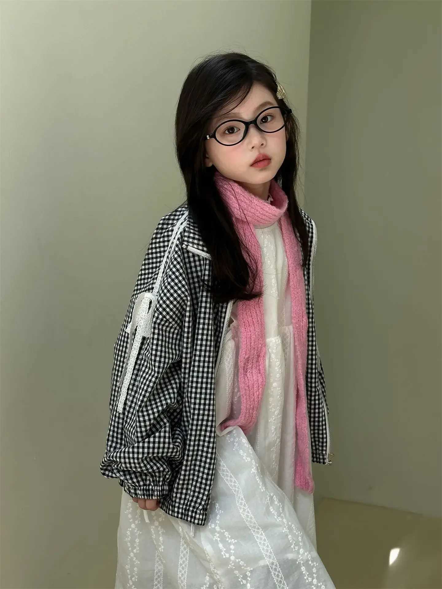Korean childrens clothing girl plaid jacket autumn new childrens lace bow top M241018