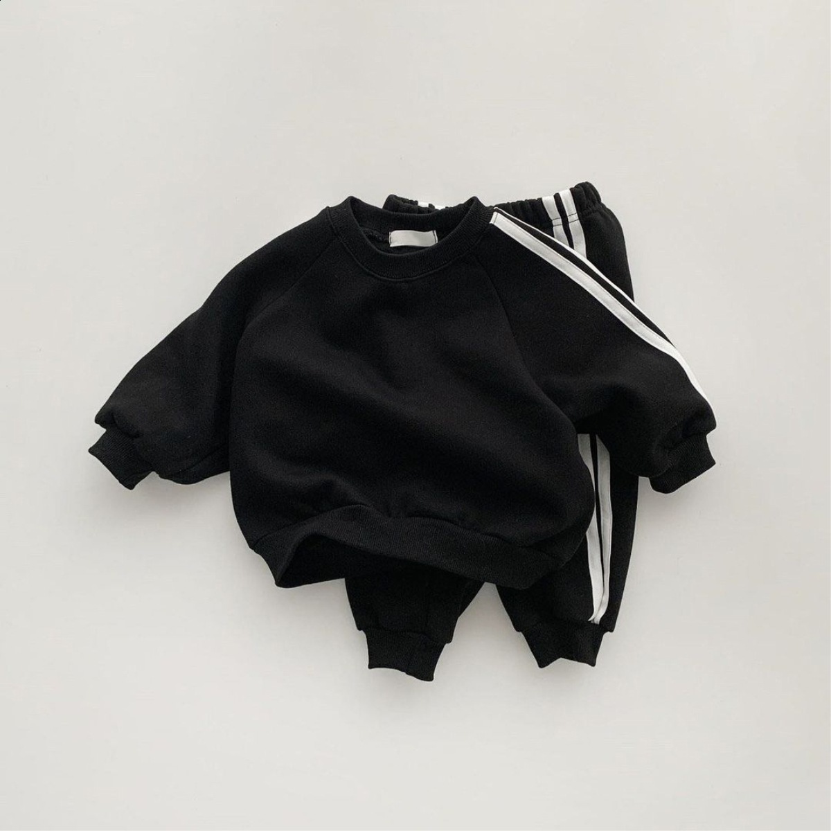 Clothing Sets Kids Tracksuit Autumn Winter Sport Suit Kid Cartoon Printed Hoodie Pants 2pcs Baby Boys Toddler Girl Outfits 231027