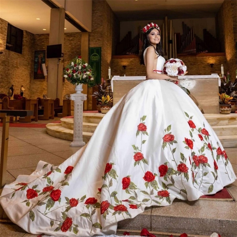 Mexican Style Charro Quinceanera Dress Princess V Neck Soft Satin Embroidery Sixteen Birthday Dress Vestio De Anos Para Xv Vestio De Novias Formal Par