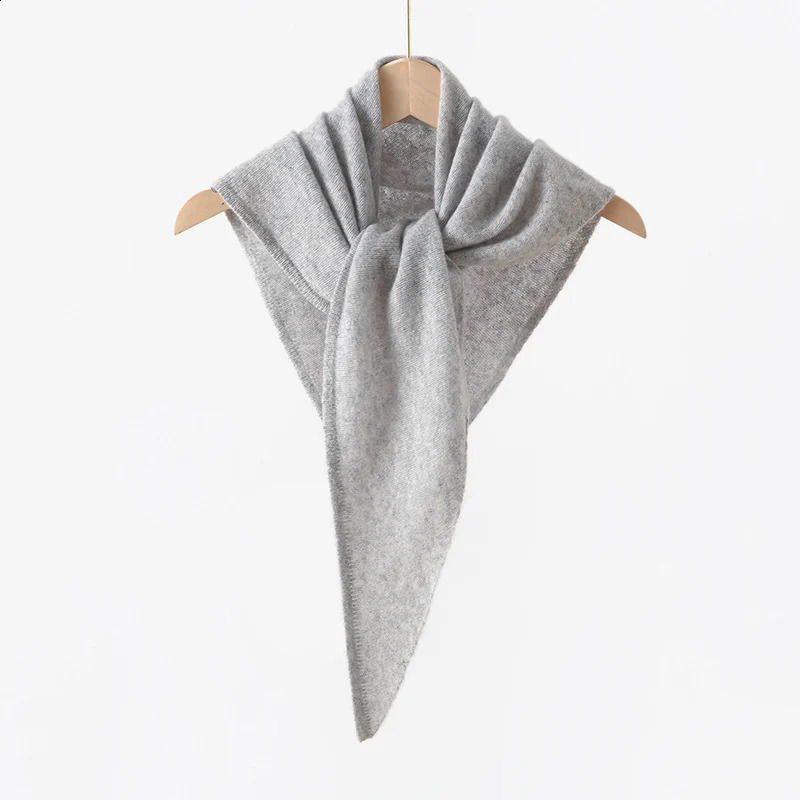 Womens 100% cashmere shawl cashmere triangular shawl cashmere shawl thin head shawl autumn and winter 241017
