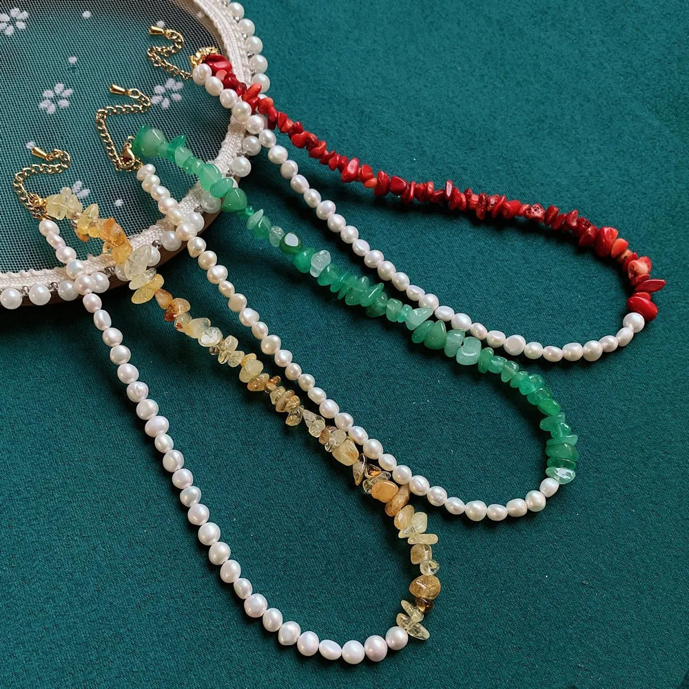 Elegant natural Baroque pearl necklace suitable for women irregular chips rock crystal stones natural freshwater pearl necklace 241018