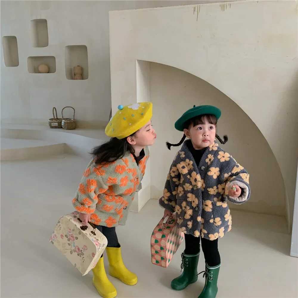Womens outerwear winter simple Korean baby round neck plush childrens clothing M241018