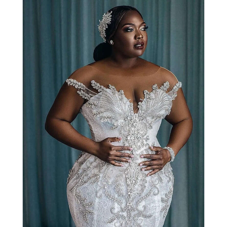Wedding Arabic Mermaid Sexy Dresses Illusion Full Lace Appliques Sier Rhie Crystal Beading Cap Sleeves Chapel Train Formal Bridal Gowns Plus Size