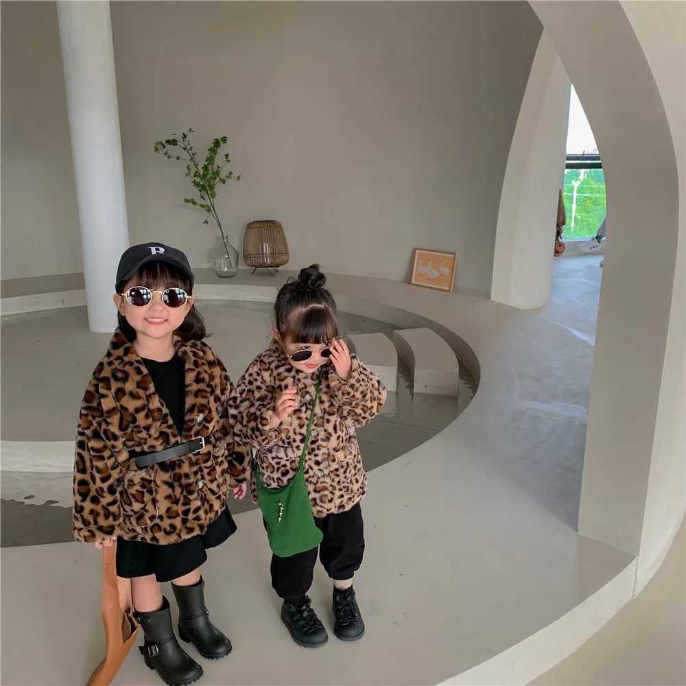 Childrens Jacket Autumn/Winter Girls Warm Thick Coat Korean Childrens Leopard Coat Childrens Clothing M241018