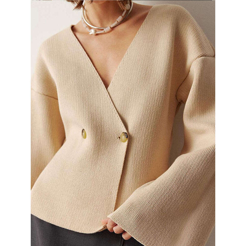 Women's Classic Solid Color Button Fashion Knitted Cardigan New Women Long Sleeves V Neck Elegant Cardigans Autumn Chic Knitwear