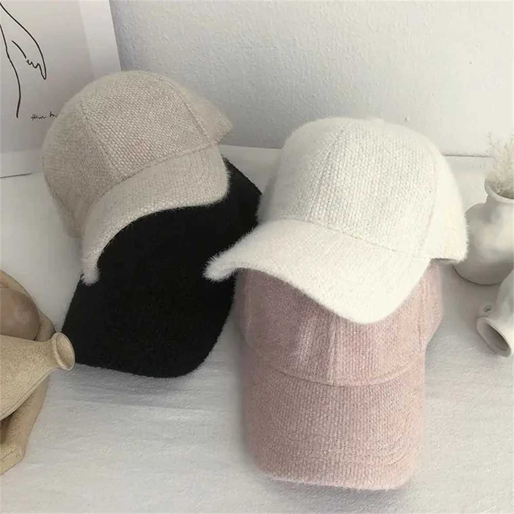 Autumn Simple Metal M Solid Color Rabbit Hair Baseball Cap Womens Winter Outdoor Warm Thickened Fashion Plush Sunshade Hat 2023X241018