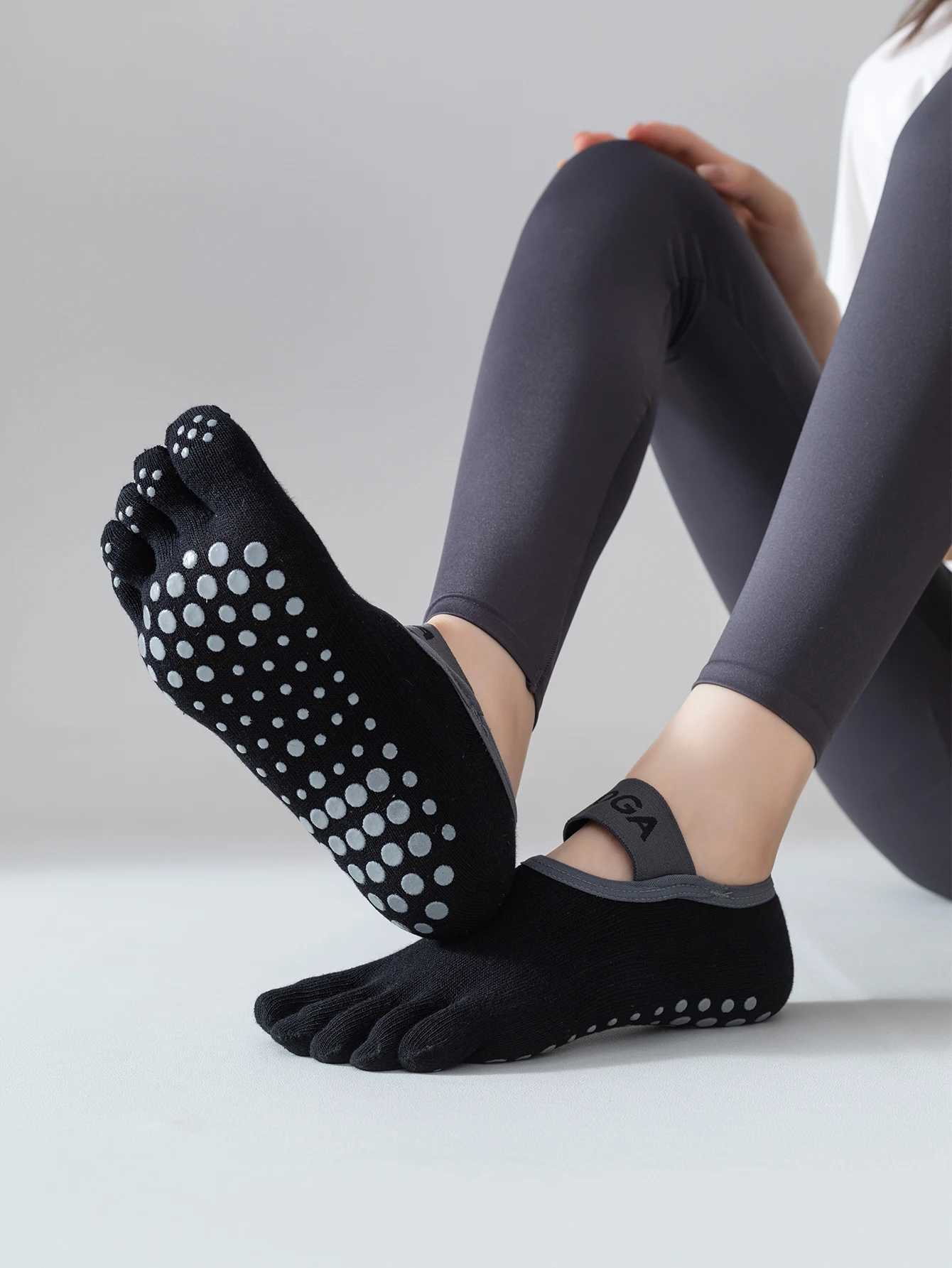 4 pairs of female yoga socks five finger socks non slip straps and fitness aerobic socksW241018