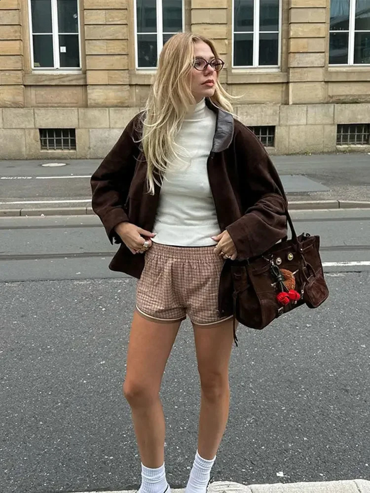 Retro Brown Zipper Suede Womens Jacket Elegant Lapel Long Sleeves Pocket Short Coats Autumn Chic Lady Commuting Street Outwears 241017