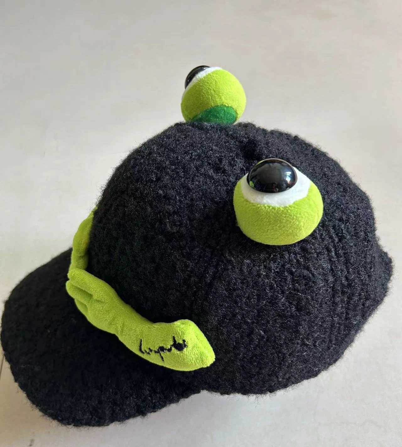 Unisex Funny Cartoon Frog Baseball Caps Men Winter Keep Warm Peaked Cap Lady Girls Fashion Lamb Fur Sun Trucker Hat GorrasX241018