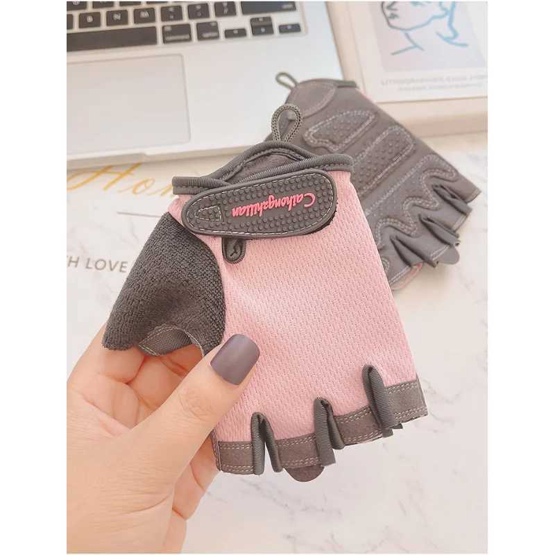 Mens Womens Summer Equipment Yoga Half Finger Ice Silk Fitness Gloves Non slip Exercise Bicycle GlovesW241018