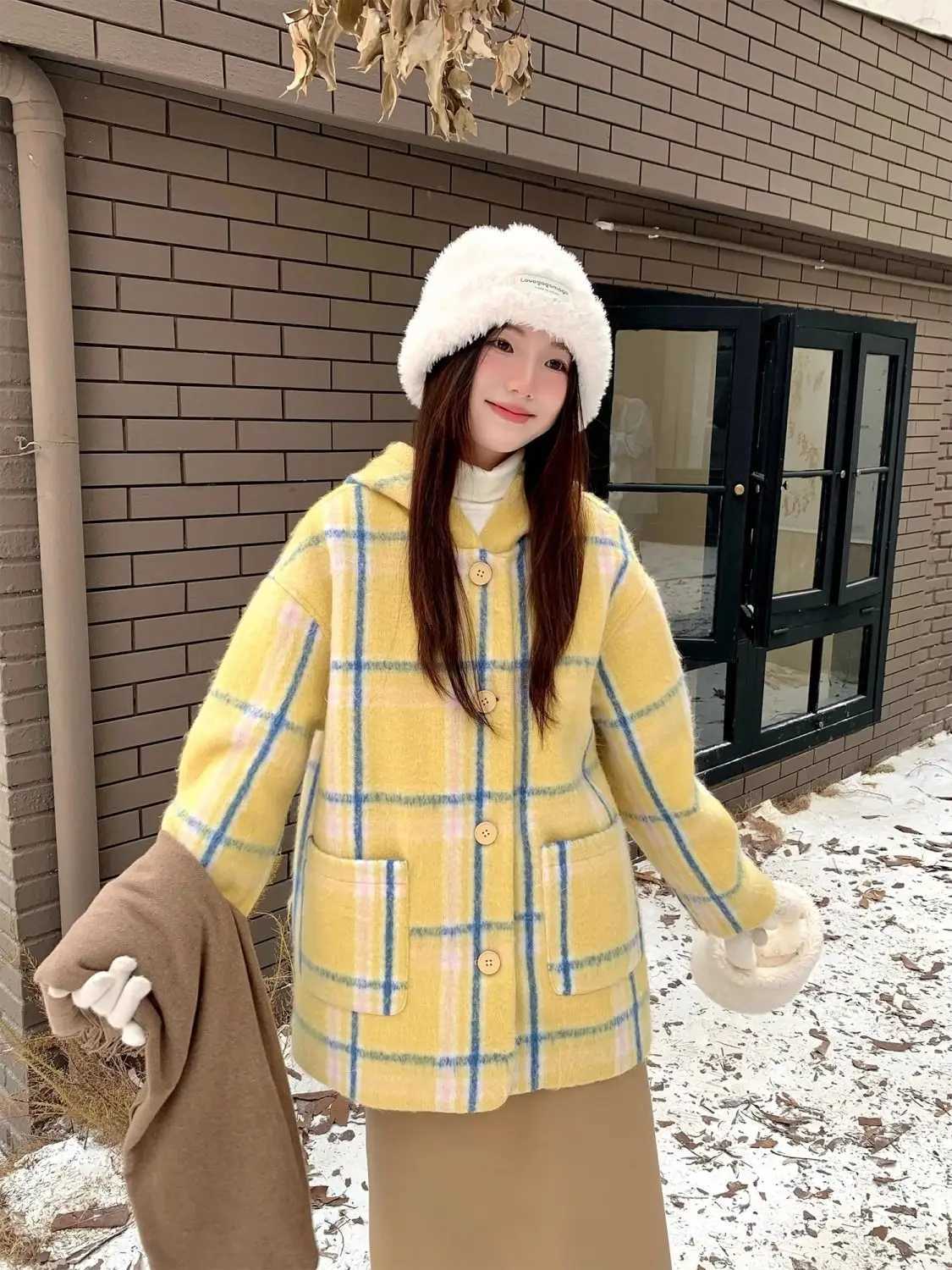 Woolen Coat Yellow Plaid Hooded 2024 New Autumn And Winter Retro Jacket Coat For Women Korean Style Short Elegant CoatX241009
