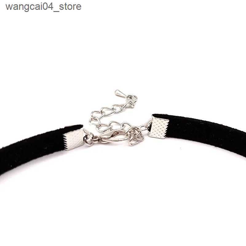 Chokers Diamond Princess Letter Necklace Womens Fashion Black Velvet Leather Necklace Party Club Gothic Jewelry Gift L240910