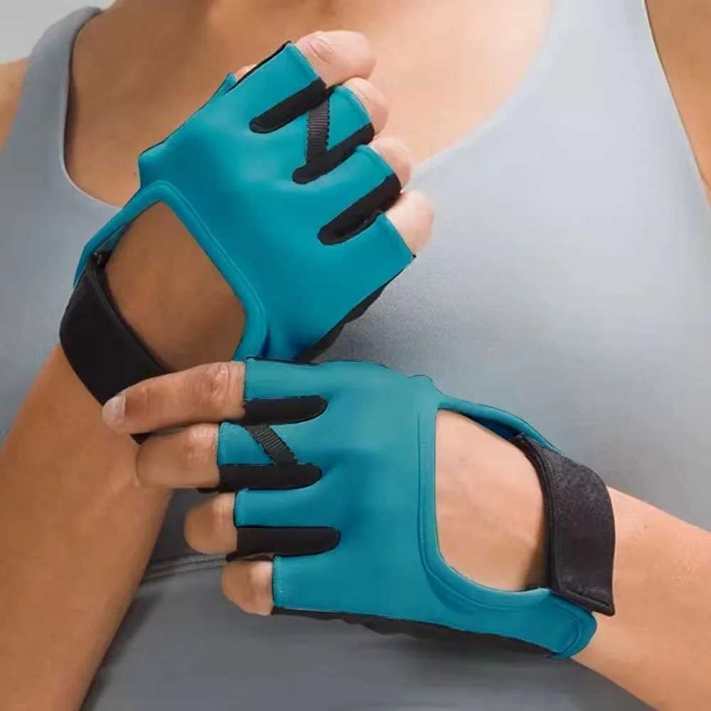 Sports yoga gloves fitness outdoor sports anti slip and shock-absorbing half finger gloves durable and breathableW241018