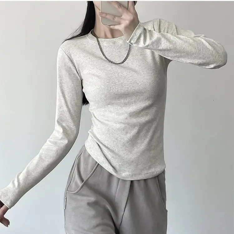 Threaded Cotton Long Sleeve Bottom Shirt Womens Autumn Winter Inside Round Neck tshirt Tops Slim Basic Models Soft 241018