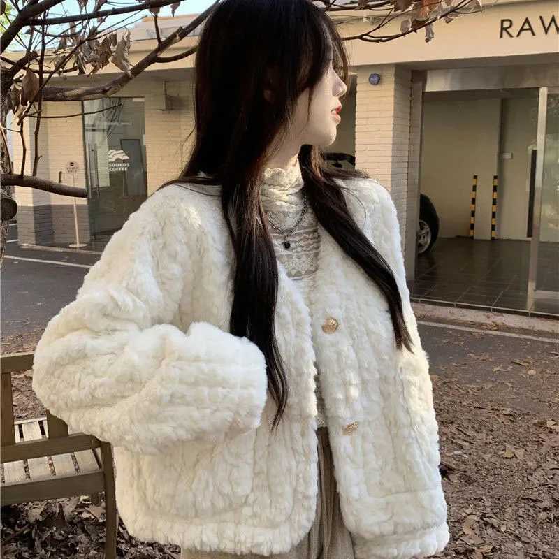Zoki Women Lamb Wool Jackets Autumn Winter Thick Warm Faux Fur Button Outerwear Korean Loose Elegant V Neck Furry Short CoatX241018