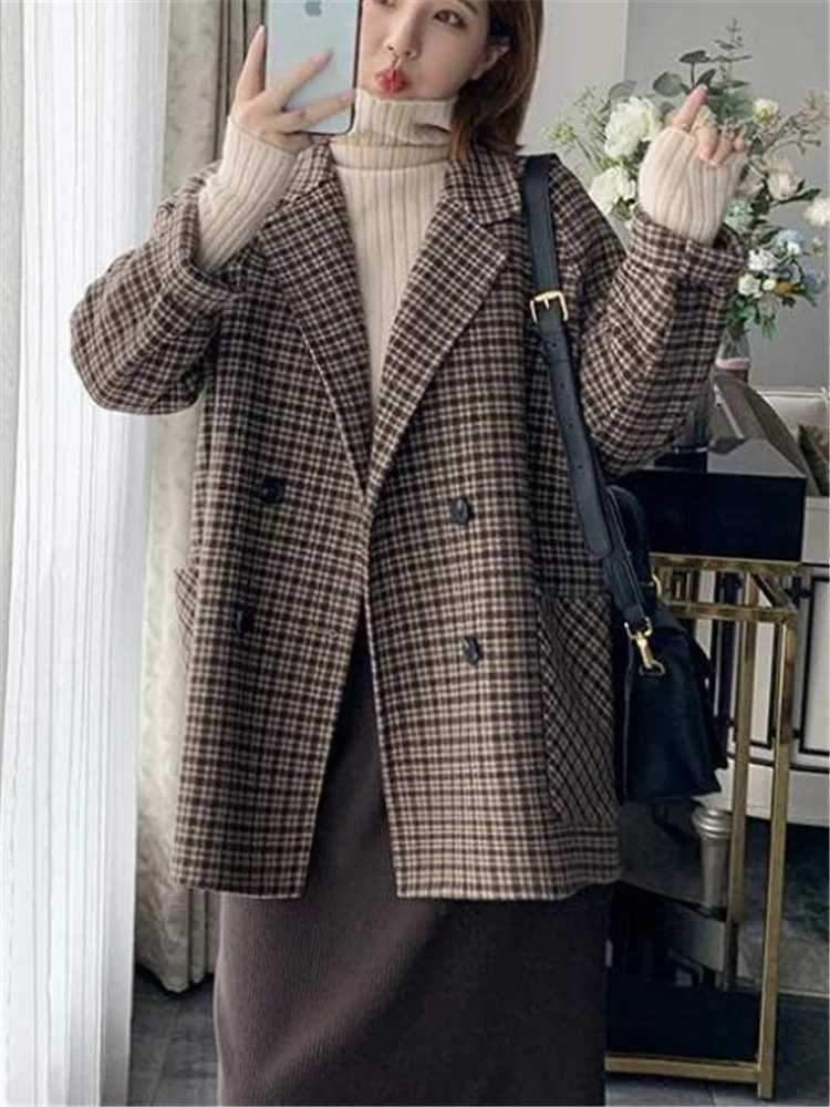 Woolen Suit Jacket Womens Outwear Retro Mid-length Plaid Coats Autumn Women Trench Coats Thin Overcoats OL Casual Female CoatX241009