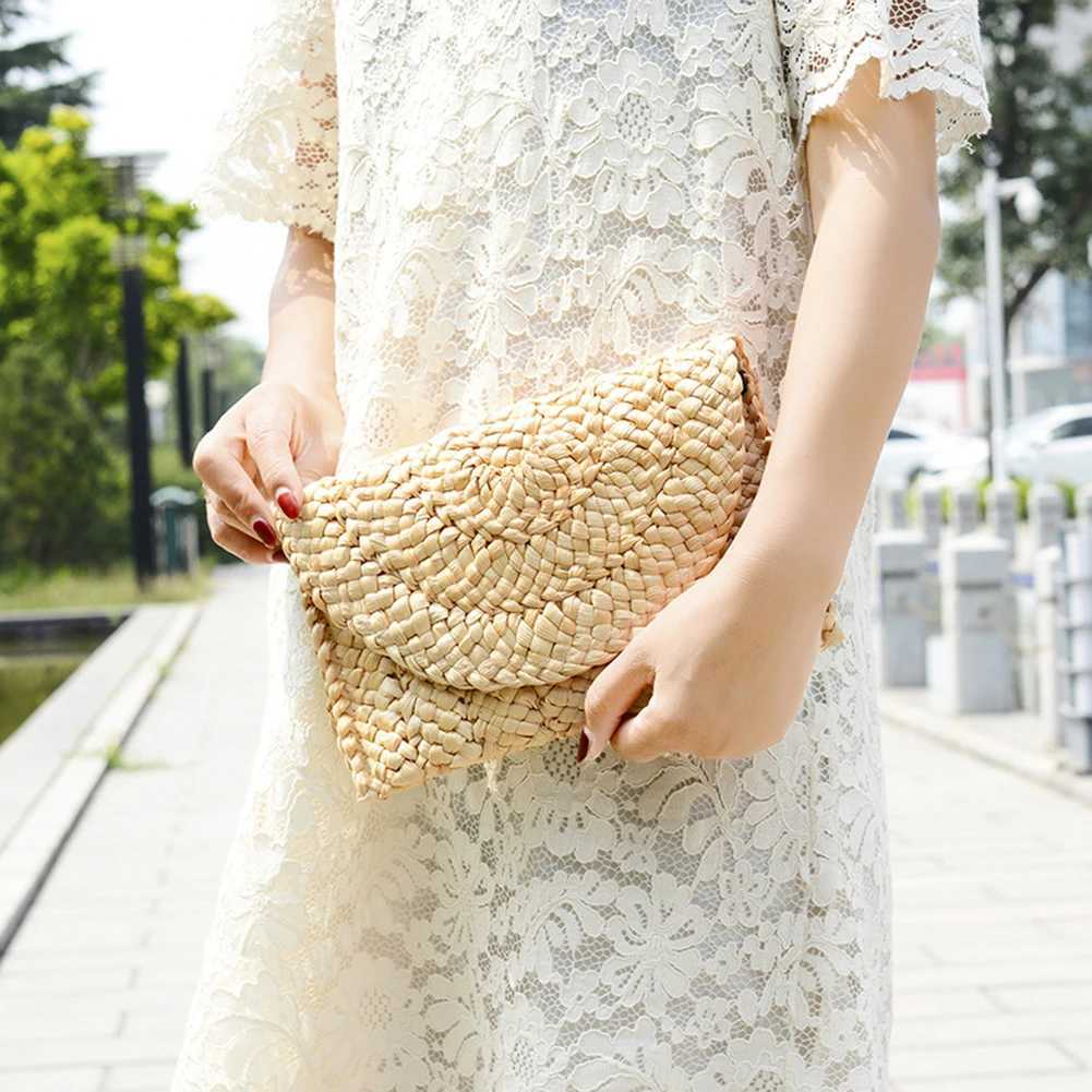 Summer beach vacation bag for women hand woven Rattan Str womens handbag new fashion luxury bag womens wallet Z241018
