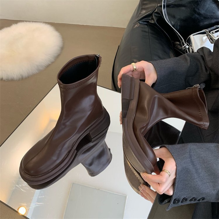 Upgraded Winter Martin Boots for Women 2024 New Autumn Edition with Fleece British Thick Bottom Height Increase and Slimming Short Boots for Women