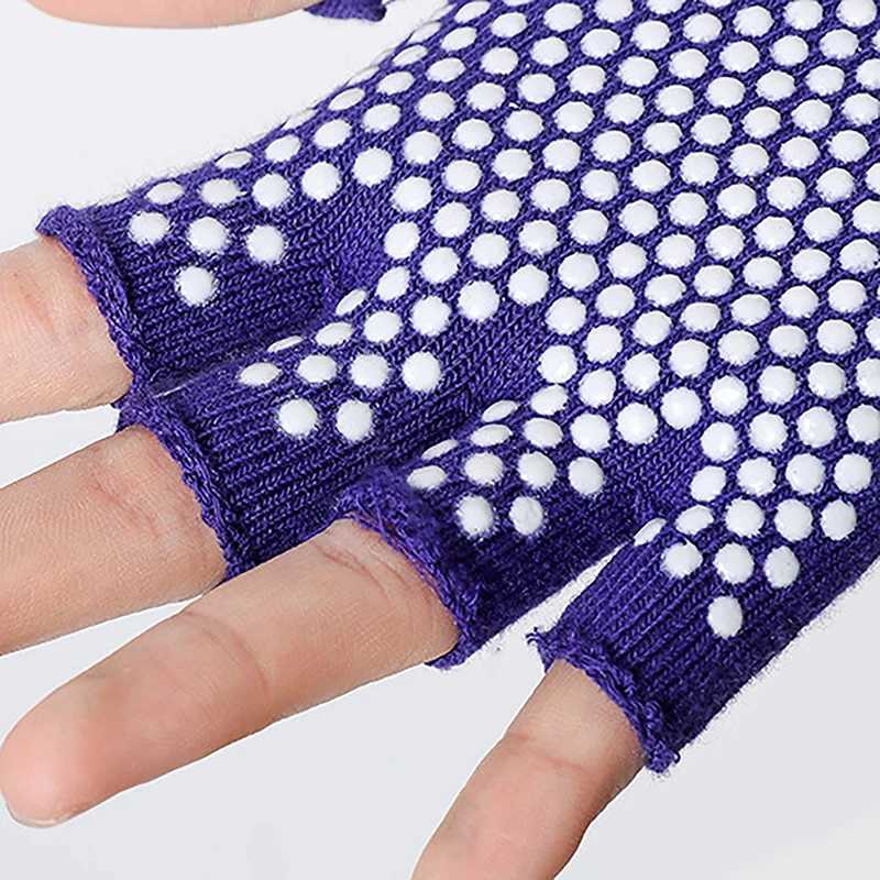 Womens Non slip Yoga Gloves Breathable Fitness Pilates Half Finger Gloves Sports Outdoor Cycling Fishing Exercise GlovesW241018