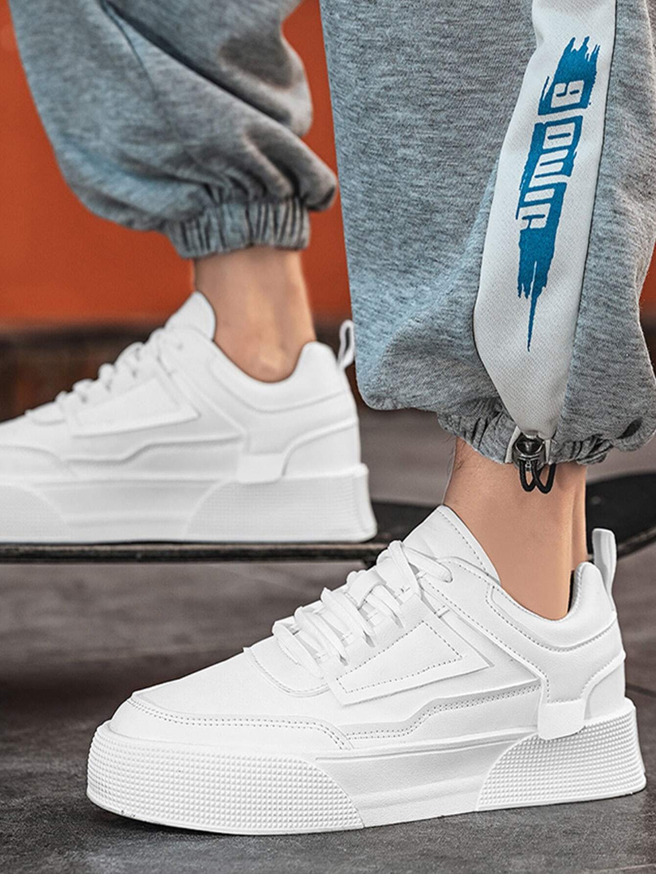 Sporty White Sneakers For Men Minimalist Detail Lace Up Front Skate Mens Casual Shoes Ddmythur