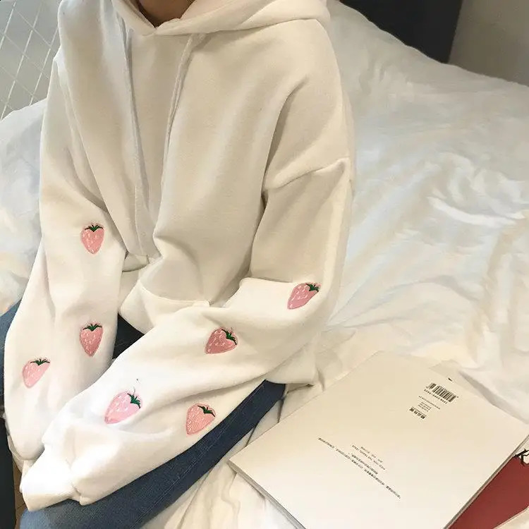 Strawberry Embroidery Lavender Oversized women Hoodies Harajuku Pink Sweatshirt Women Kawaii Loose Long Sleeves Tops cloth 241017