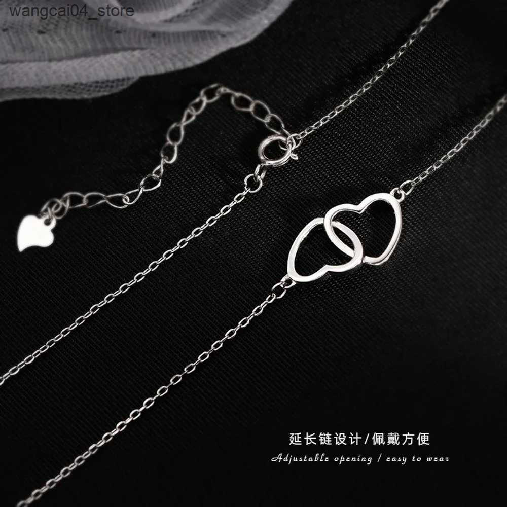 Chokers Silver double heart-shaped necklace suitable for womens parties Clavicle chain gift jewelry L240910