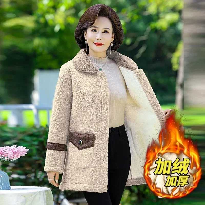 Middle Aged Womens Winter Jacket Lamb Wool Coat New Thicke Cotton Padded Jacket Warm Mid Long Particle Fleece Coat Female ParkaX241018