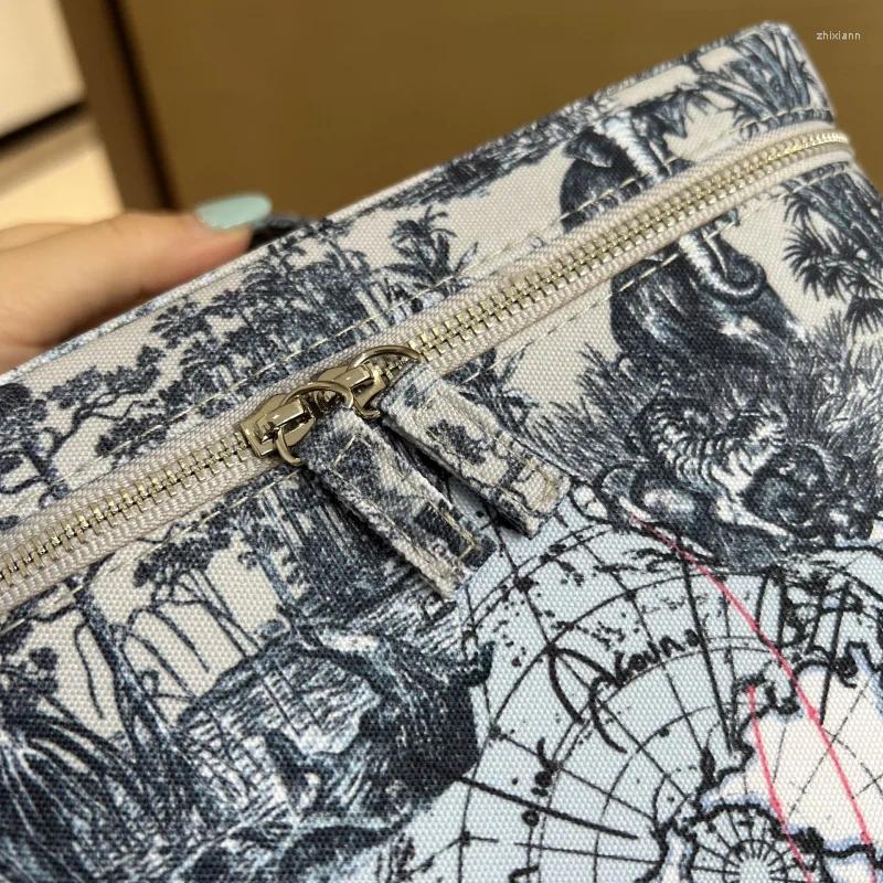 Cosmetic Bags Counter Limited Uroaming Series Points Exchange Portable Dressing Table Storage Bag e380 4