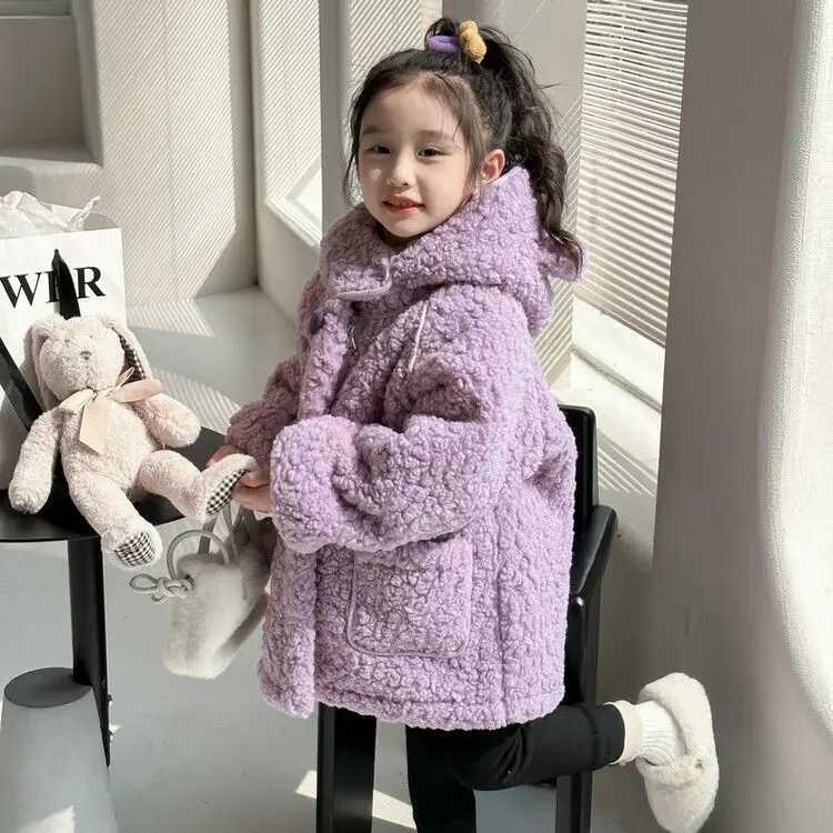 Girls coat cashmere new sweater childrens fashionable Western style clothing plush thick winter clothing M241018