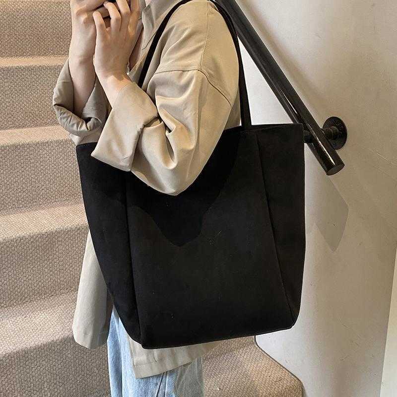 CMM Leisure Commuting Suede Large Capacity Bag for Women New Autumn and Winter Shoulder Bag Soft Tote Bag