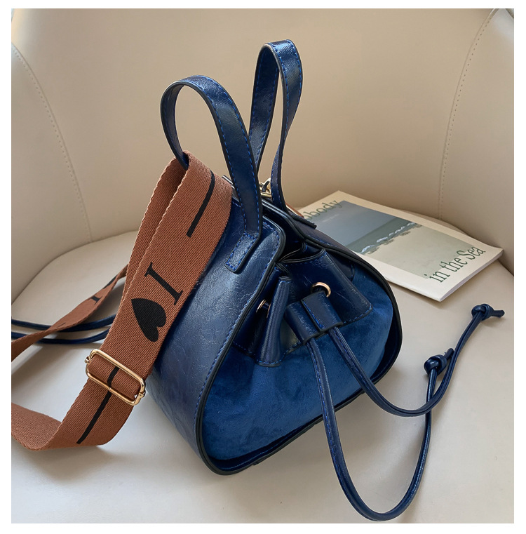 2025S Fashion Designer Women Handbag Bucket Winter Bags Clutch Totes Purse Tote Shoulder Ladies Crossbody Bag