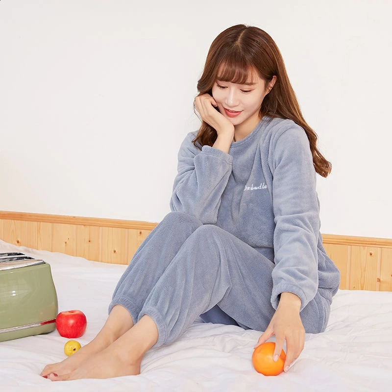 autumn and winter sleepwear warm coral fleece womens comfortable loose suit top of the line home wear long sleeved Lax 2-piece solid color warm sleepw