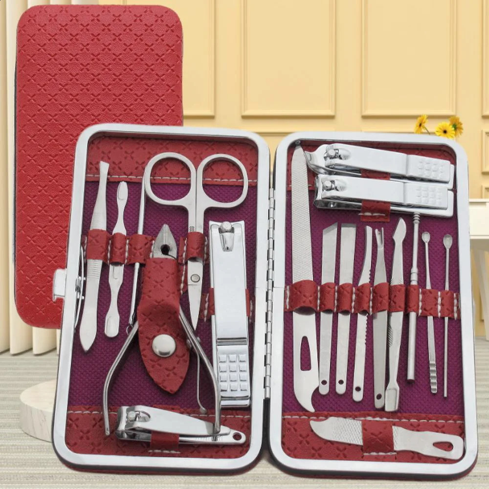 Nail Clipper Pedicure Set Manicure Kit Grooming Tool Toenails Fingernails Toenail Sharpener Portable Clipper 26 Letter Pattern 241017