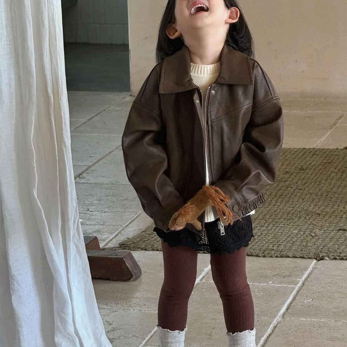 Autumn New Korean Childrens Clothing Girls Jacket Retro Coffee Short Leather Jacket Boutique Clothing Minimalist Style M241018